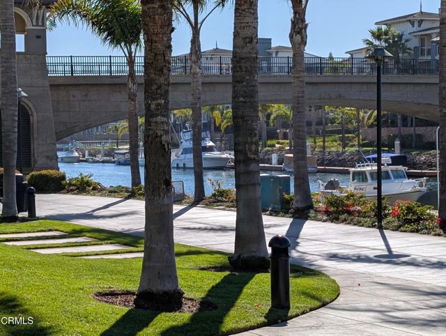 4256 Tradewinds Drive, Oxnard CA: https://media.crmls.org/mediaz/cfc6f5df-31b1-4b03-8d21-ddddb1fe8f0c.jpg