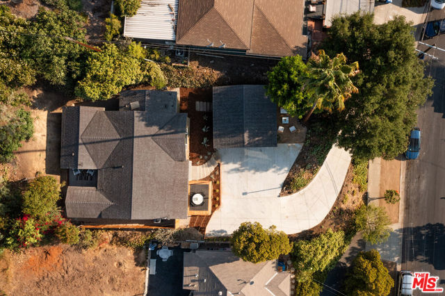 1336 Armadale Avenue, Los Angeles CA: https://media.crmls.org/mediaz/cfc711fe-294f-4597-a2a5-3fb5a17d3a6c.jpg