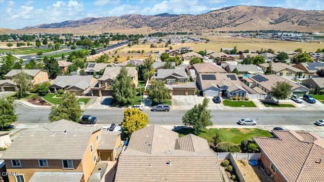 908 Valerie Lane, Tehachapi CA: https://media.crmls.org/mediaz/cfc79048-d083-4909-a613-2bcb07d9e3b9.jpg