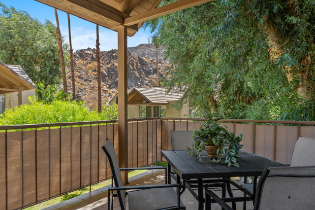 78225 Cortez Lane, Indian Wells CA: https://media.crmls.org/mediaz/cfc7922b-4345-4ca8-9f24-6e8b496c782d.jpg