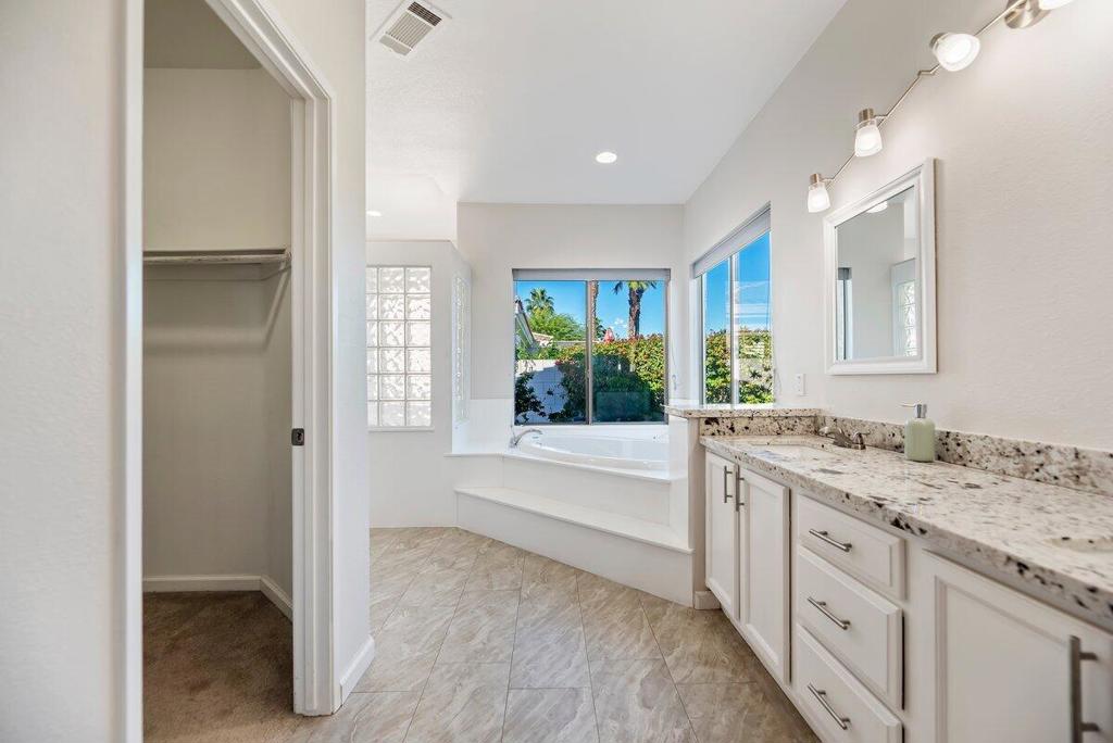 MLS #219138509DA image #15