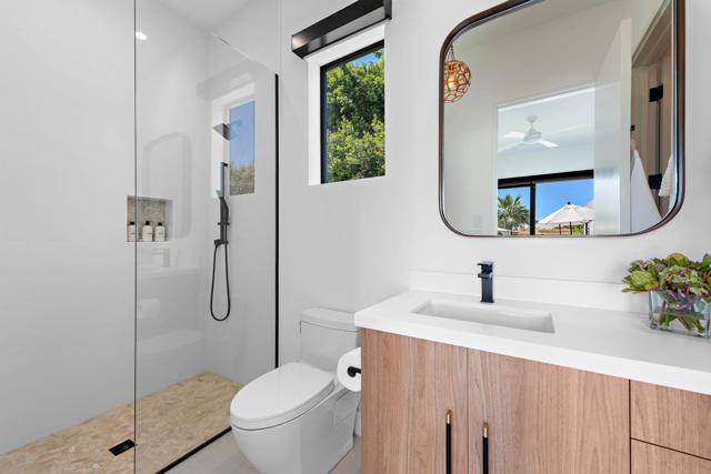 43421 Joshua Road, Rancho Mirage CA: https://media.crmls.org/mediaz/cfca59bd-52d2-4c30-a0cc-40ef37ce61fd.jpg