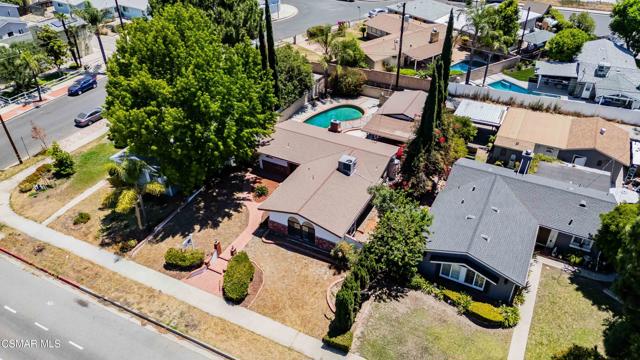 17220 Rinaldi, Granada Hills