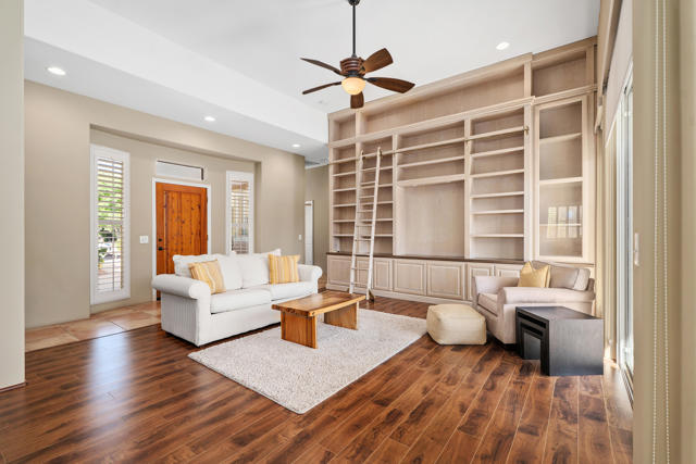 42 Marricopa Court, Palm Desert CA: https://media.crmls.org/mediaz/cfca7963-a05f-4416-add9-d87b2cb36e62.jpg