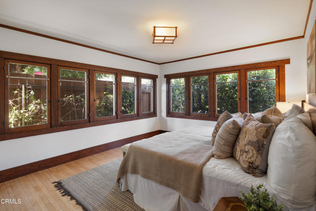 1036 N Chester Avenue, Pasadena CA: https://media.crmls.org/mediaz/cfcb1038-f669-42f7-985d-0cf3aa440ced.jpg