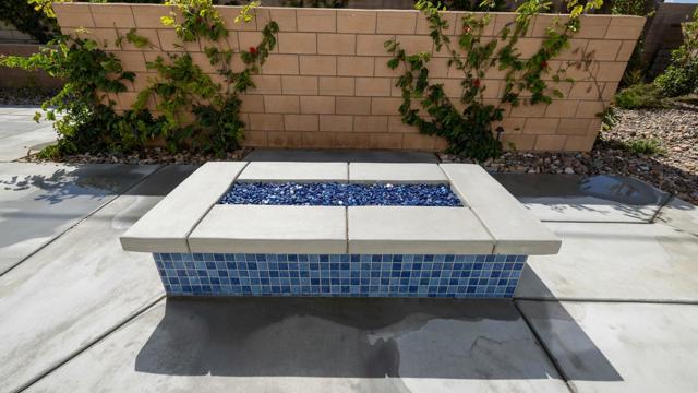79777 Kingston Drive, Bermuda Dunes CA: https://media.crmls.org/mediaz/cfcb43a6-0846-4147-a923-924c84ecb03e.jpg