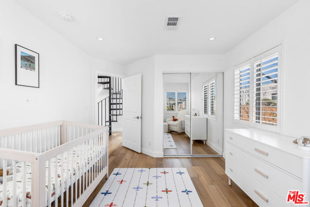 1240 24th Street, 1 photo 9