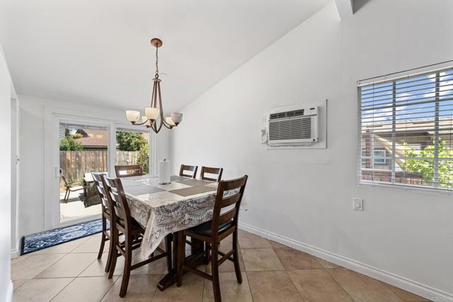 Detail Gallery Image 5 of 40 For 630 N Elm St, Escondido,  CA 92025 - 3 Beds | 2 Baths