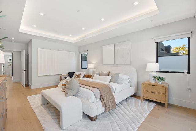543 Tennyson Avenue, Palo Alto CA: https://media.crmls.org/mediaz/cfccb8aa-da52-48fc-ab29-8cea460530b9.jpg
