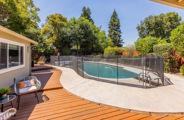 756 Acorn Court, San Ramon CA: https://media.crmls.org/mediaz/cfccedb4-3f6a-455b-9dc7-dd6150d30bdf.jpg