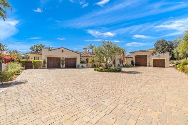 4 Terra Vista Court, Rancho Mirage CA: https://media.crmls.org/mediaz/cfcd1b83-d446-473f-9a96-beb8fbaec64e.jpg
