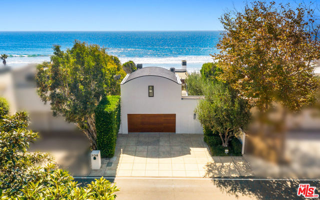 31240 Broad Beach Road photo 2