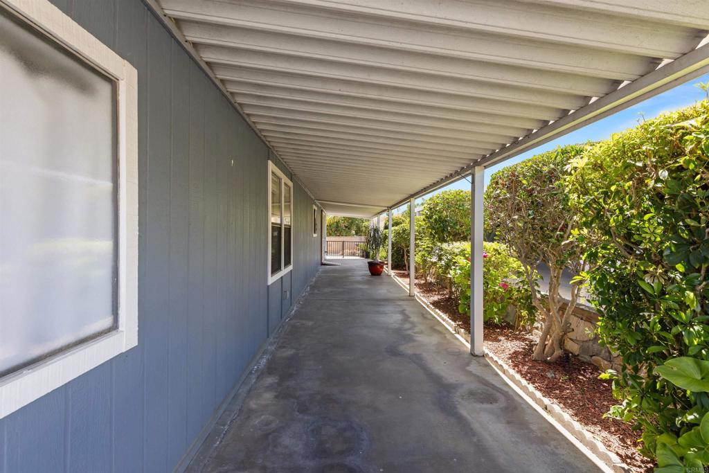 909 Richland Rd - photo 3