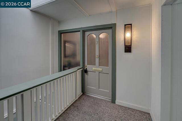 1301 Leisure Ln, Walnut Creek CA: https://media.crmls.org/mediaz/cfcfc3f3-1717-4b90-bfb3-9723a115bff2.jpg