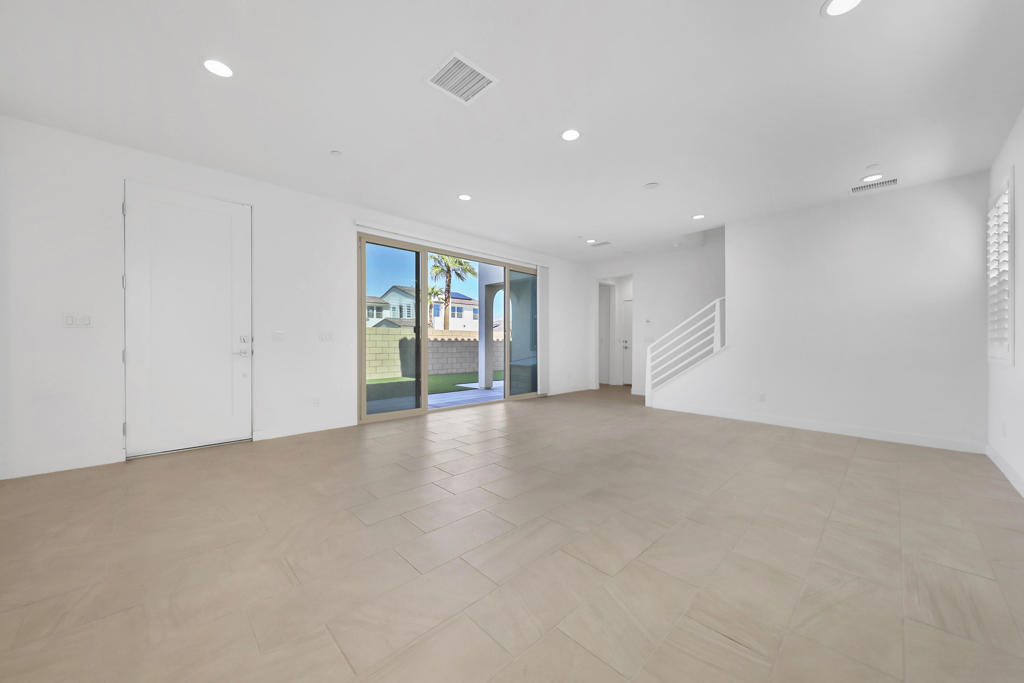 MLS #219136267DA image #5