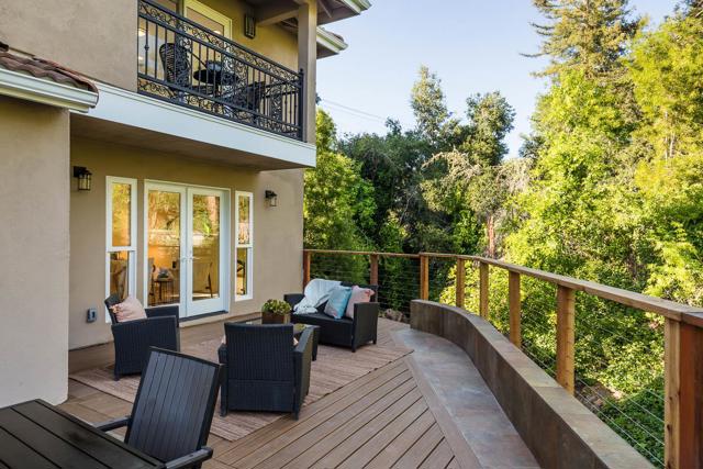 707 Matadero Avenue, Palo Alto CA: https://media.crmls.org/mediaz/cfd02e80-7783-4f6d-977c-eeccc358fab8.jpg