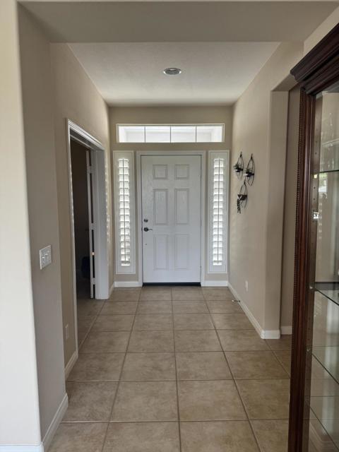 61722 Topaz Drive, La Quinta CA: https://media.crmls.org/mediaz/cfd0b9af-0758-4717-a15d-bf7d1d391468.jpg