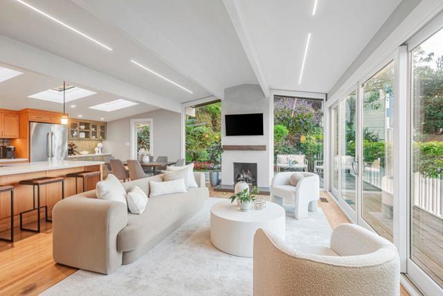 Image 4 of 51 For 1763 12th Avenue