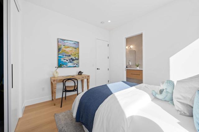 89 Centre Street, Mountain View CA: https://media.crmls.org/mediaz/cfd25a9a-4bf2-4b89-802d-1e3d49f927ac.jpg