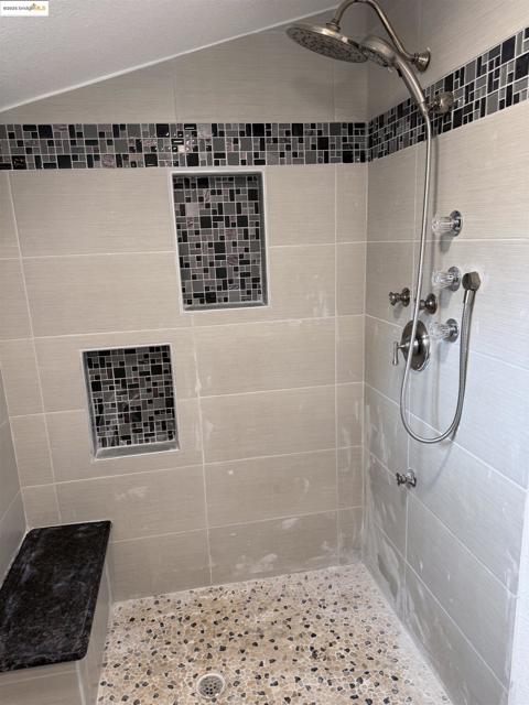 257 Smalley Ave, Hayward CA: https://media.crmls.org/mediaz/cfd2cfde-5f2d-4adc-9cd6-51905b1b074b.jpg