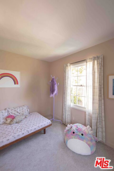 881 Cumberland Road, Glendale CA: https://media.crmls.org/mediaz/cfd32f63-a794-4beb-b4c7-152233470553.jpg