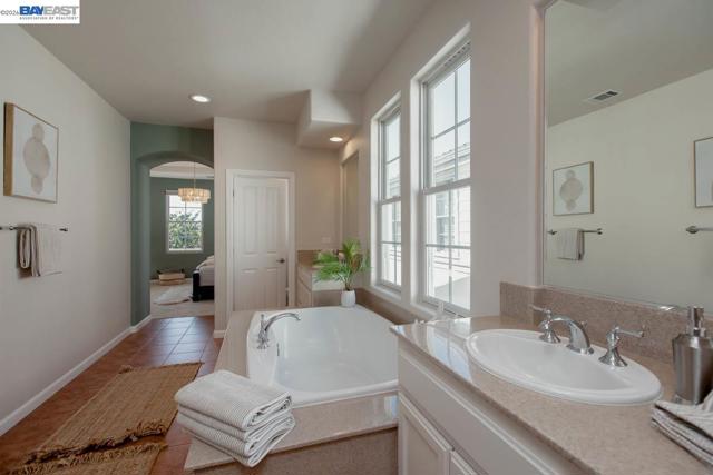 Image 43 of 60 For 2358 Coral Sea St