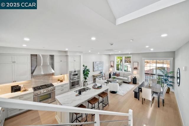 600 Hartz Ave, Danville CA: https://media.crmls.org/mediaz/cfd4a535-a312-4726-b46a-112ad0668c01.jpg