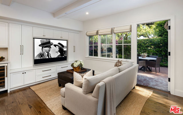 1479 Bonnymede Drive, Santa Barbara CA: https://media.crmls.org/mediaz/cfd4b5b3-b5db-4ae7-9dd1-8c7e632f48f6.jpg