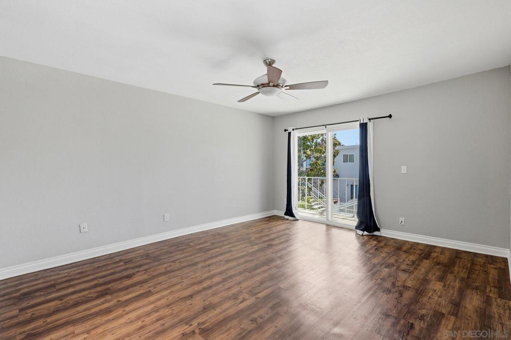 4747 Hamilton - photo 19
