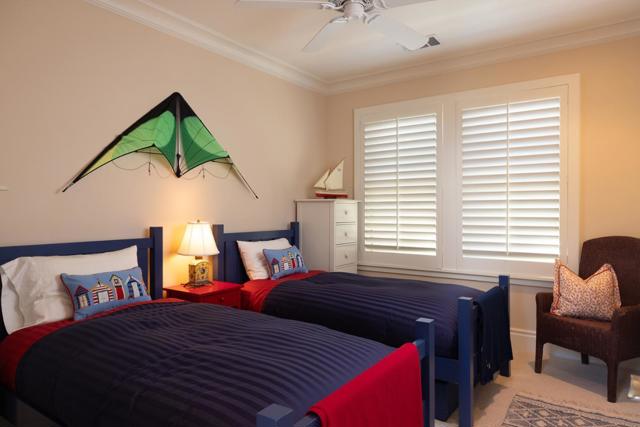 553 Beach Drive, Aptos CA: https://media.crmls.org/mediaz/cfd5de3c-e953-47ac-b10c-736e949e3e81.jpg