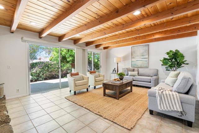 50 Florence Court, Hollister CA: https://media.crmls.org/mediaz/cfd5e5f0-96d3-4e56-b1cb-810ddd02482c.jpg