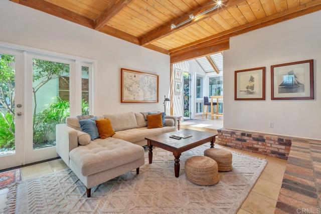 Detail Gallery Image 25 of 33 For 406 N Acacia Ave, Solana Beach,  CA 92075 - 3 Beds | 2 Baths