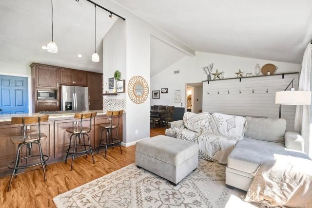 Detail Gallery Image 12 of 52 For 1807 Calle Sinaloa, Vista,  CA 92084 - 4 Beds | 2 Baths