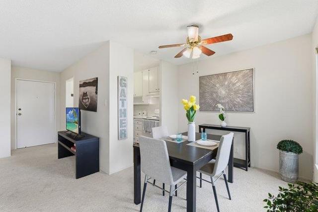 934 Peninsula Avenue, San Mateo CA: https://media.crmls.org/mediaz/cfd6446a-e043-4dc2-af8e-e8e5f14c727c.jpg