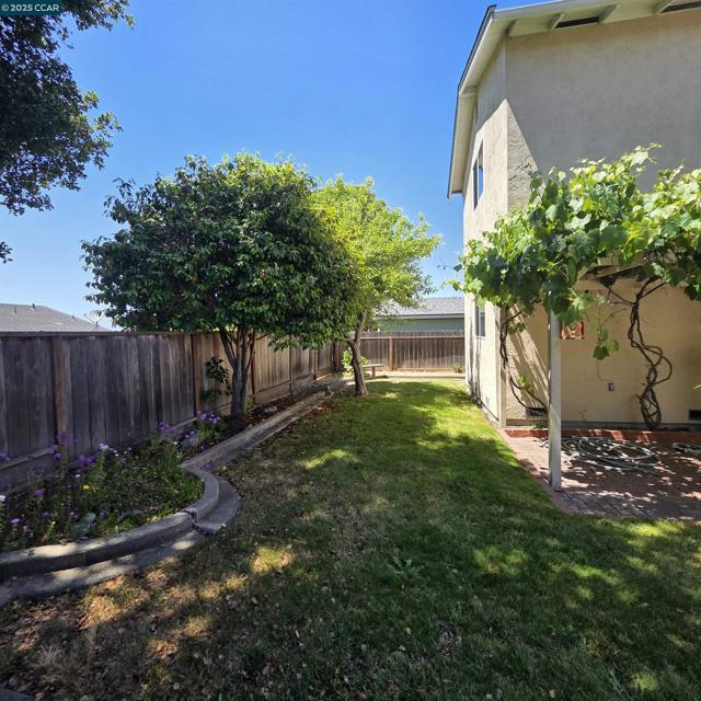 2771 Cornelius Dr, San Pablo CA: https://media.crmls.org/mediaz/cfd7dc22-95d8-42b4-a7c3-f96f800104b2.jpg