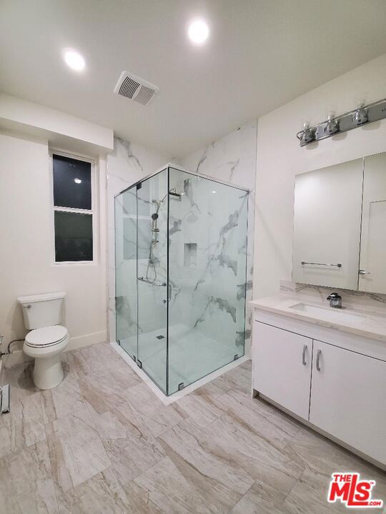 https://media.crmls.org/mediaz/cfd7f943-606d-4a63-9366-693a44c45015.jpg?preset=X-Large