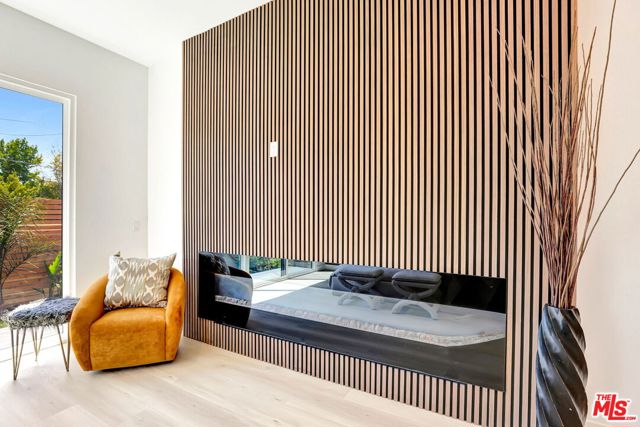 5730 Lasaine Avenue, Encino CA: https://media.crmls.org/mediaz/cfd82825-3aaa-4636-875d-9aac6f0b49bc.jpg