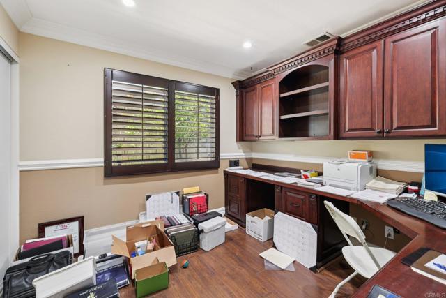 475 Marsh Harbor Drive, San Diego CA: https://media.crmls.org/mediaz/cfd8e1a4-71fa-4b6b-8a77-a7dd8a0589f4.jpg
