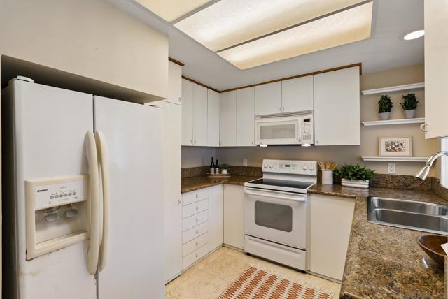 1288 Seacoast Dr., Imperial Beach CA: https://media.crmls.org/mediaz/cfd93747-6d77-4648-9e75-0596c85316ec.jpg