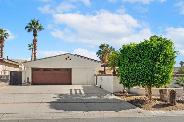 76739 Oklahoma Avenue, Palm Desert CA: https://media.crmls.org/mediaz/cfdb98a0-4e01-429a-972e-36f2d4068c7a.jpg