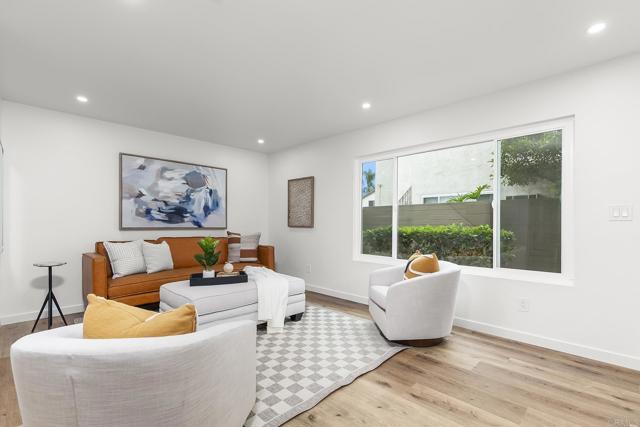 Detail Gallery Image 8 of 34 For 4514 Dawson Ave #4,  San Diego,  CA 92115 - 3 Beds | 2/1 Baths