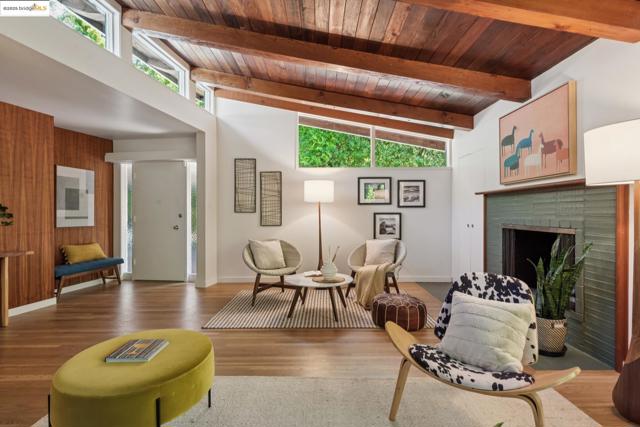 39 Norwood Ave, Kensington CA: https://media.crmls.org/mediaz/cfdc1971-3b38-4b59-80e0-fb74e4420b53.jpg