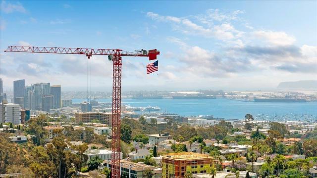 3211 5Th Ave, San Diego CA: https://media.crmls.org/mediaz/cfdc37c2-5738-4332-bc83-f96fe881d331.jpg