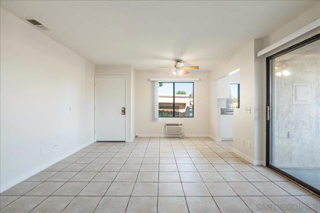 8488 New Salem St #69, San Diego CA: https://media.crmls.org/mediaz/cfdc5811-1438-4c44-9f2c-76ab63f60996.jpg