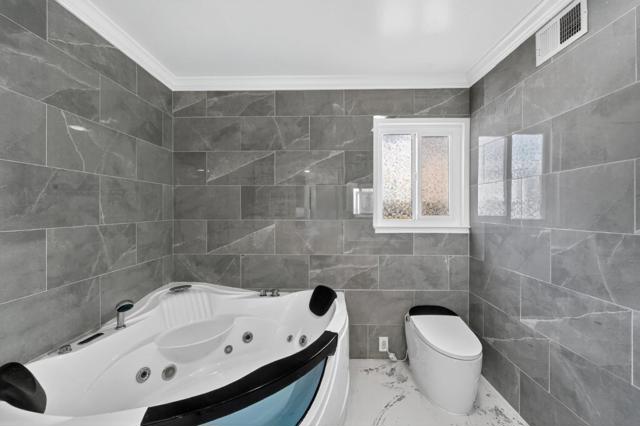 5602 Meridian Avenue, San Jose CA: https://media.crmls.org/mediaz/cfdc5f43-d346-426f-a373-13d260bb20a9.jpg