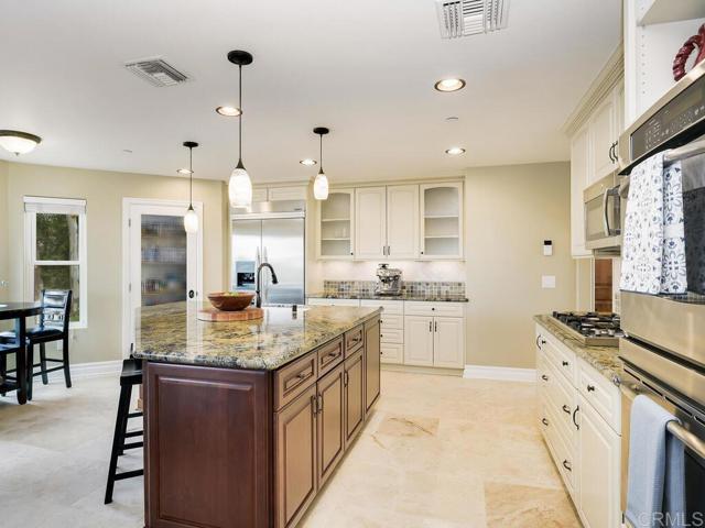 Detail Gallery Image 18 of 75 For 3347 Yucca Ter, Fallbrook,  CA 92028 - 4 Beds | 4/1 Baths