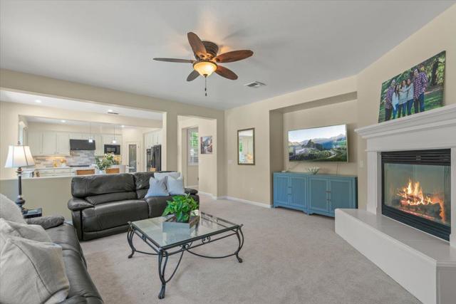 17734 Lancia Drive, Morgan Hill CA: https://media.crmls.org/mediaz/cfde55a2-99db-40a4-80ba-10253e8a23fd.jpg