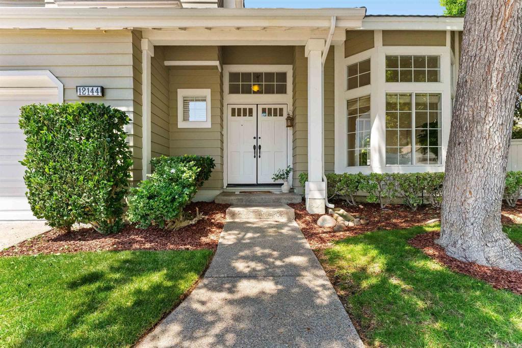 12144 Carrollton Square - photo 3
