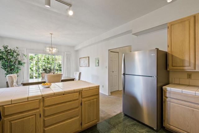 1910 Arrowhead Drive, Oakland CA: https://media.crmls.org/mediaz/cfdf9b8f-043a-49e8-af1d-6be3117f90ee.jpg