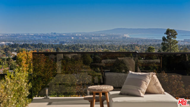 Drew Fenton | 1600 Casale Road Pacific Palisades CA | MLS: 7196118